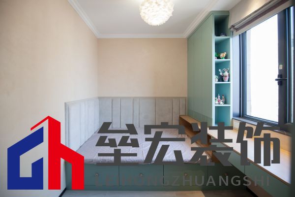 142㎡現(xiàn)代簡(jiǎn)約丨 黑白格調(diào)下的溫柔空間！