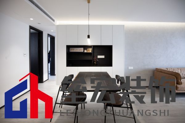142㎡現(xiàn)代簡(jiǎn)約丨 黑白格調(diào)下的溫柔空間！