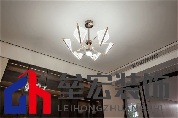 武大靖的冠軍新家燈光原來有這么多細(xì)節(jié)，華藝照明是怎么做到的