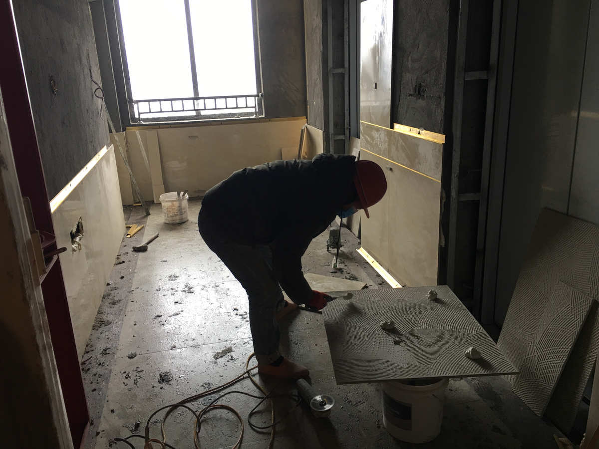 廈門(mén)水電裝修包工多少錢一平方_廈門(mén)裝修水電改造_廈門(mén)裝修水電工人