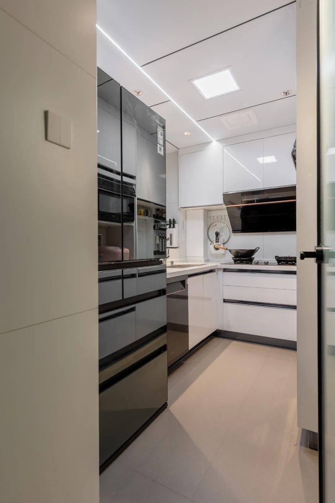 廈門小戶型家庭裝修_廈門小戶型裝修設(shè)計_廈門裝修風(fēng)格