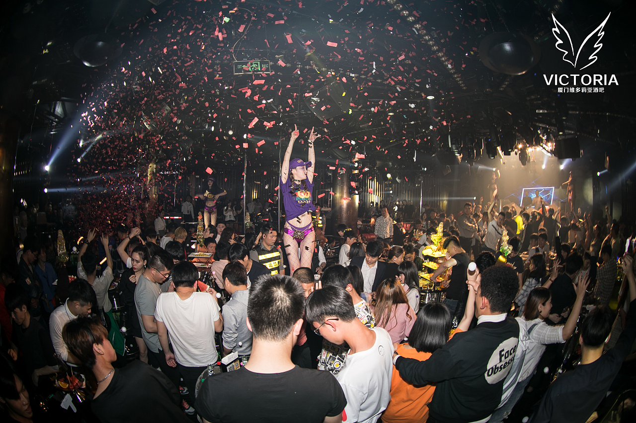 廈門酒吧設(shè)計(jì)_reception廈門酒吧_酒吧廈門設(shè)計(jì)師招聘