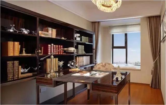 150㎡戶型四間朝南，一個創(chuàng)新的戶型，我不允許它有1㎡的浪費(fèi)。