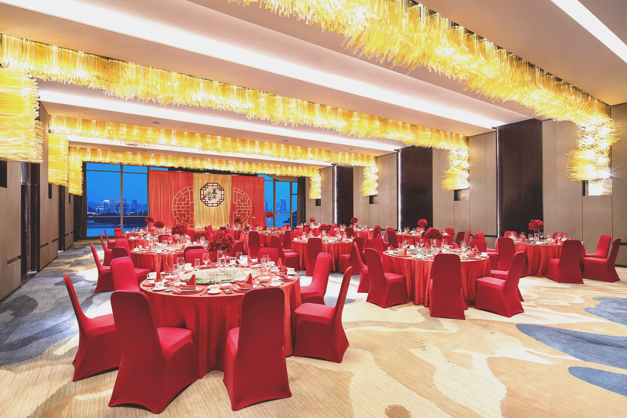 廈門(mén)婚禮布置哪家好_廈門(mén)婚禮布置培訓(xùn)_廈門(mén)婚禮布置