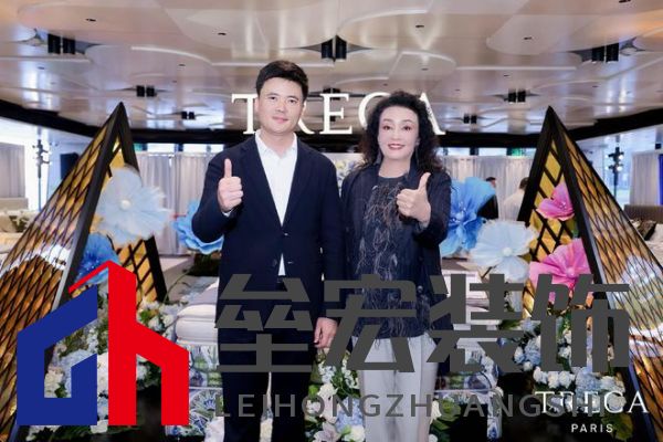 490萬(wàn)奧古斯汀床墊攜手企業(yè)家張?zhí)m閃耀黃浦江，法國(guó)崔佧打造新品發(fā)布會(huì)盛宴